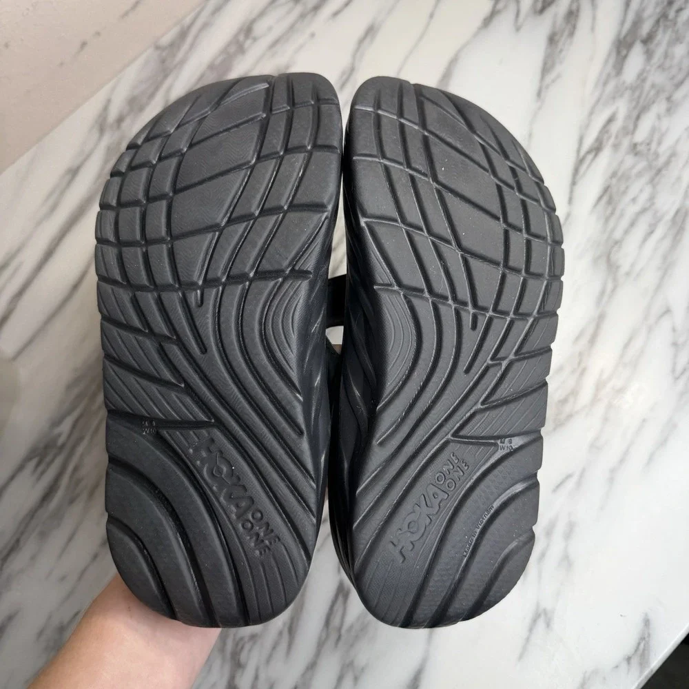 Hoka One One hoka one
